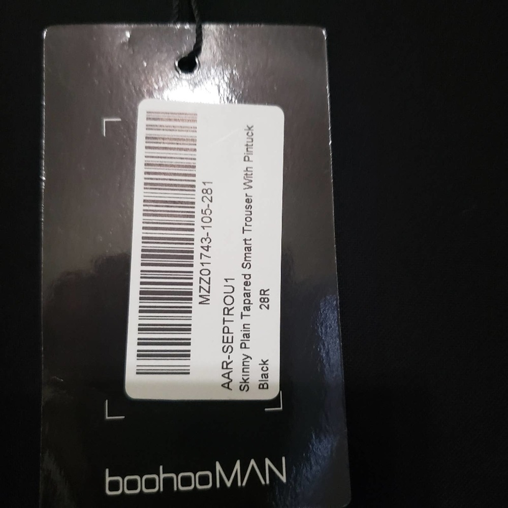 boohooMAN Skinny Plain Tapered Smart Trousers w/Pintuck - NWT - Picture 6 of 11